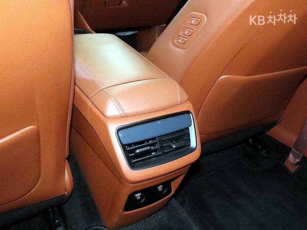 Киа The New (фейслифт) K82.5L бензин Noblesse - 15