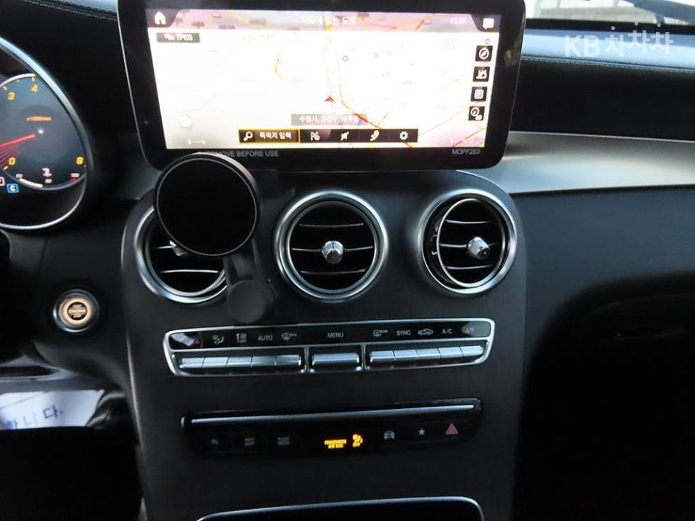 Mercedes-Benz GLC(X253)300 4Matic Standard - 12