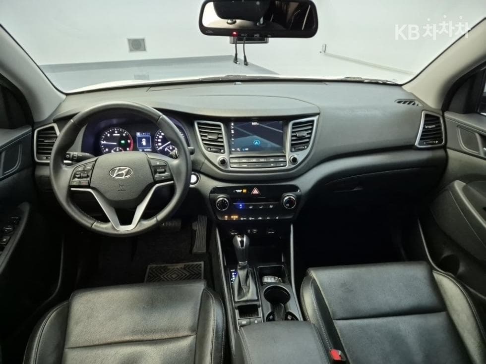 Hyundai All New TucsonDiesel(e-VGT UⅡ)1.7 2WD Style - 7