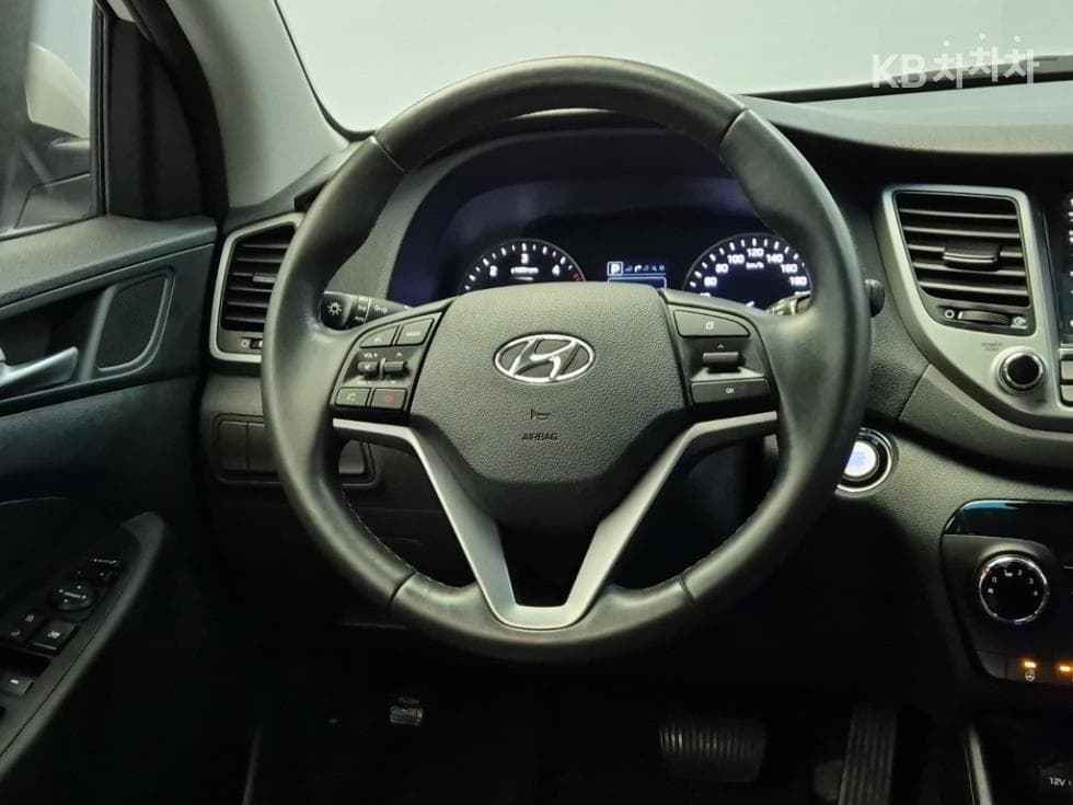 Hyundai All New TucsonDiesel(e-VGT UⅡ)1.7 2WD Style - 9
