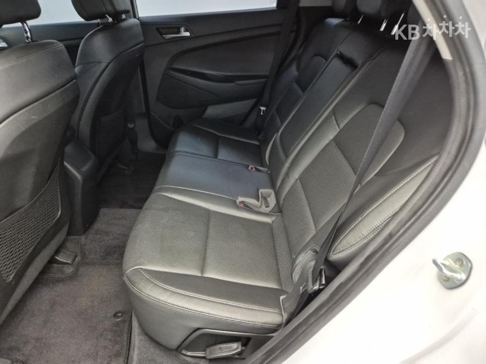 Hyundai All New TucsonDiesel(e-VGT UⅡ)1.7 2WD Style - 12