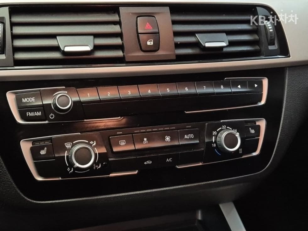 BMW New1시리즈118d 조이 F20 - 16