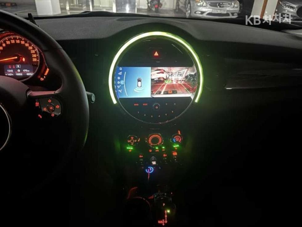 Mini Cooper 3도어1.5 Classic Standard - 7