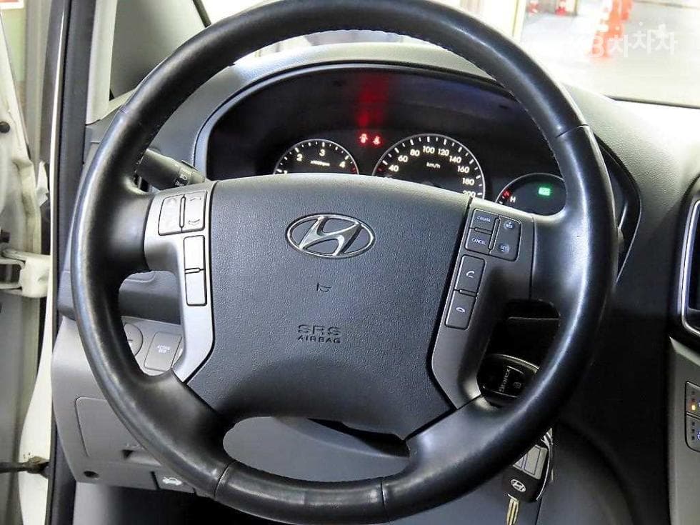 Hyundai The New (facelift) 그랜드 Star렉스Van 5-seater Modern - 8