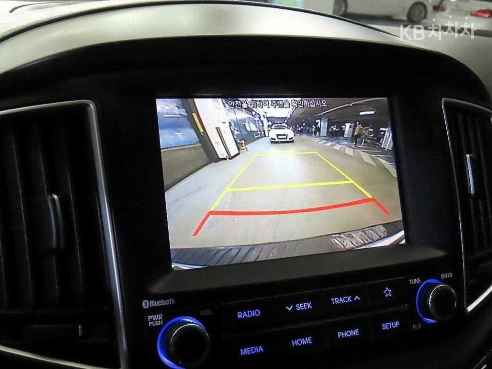 Hyundai The New (facelift) 그랜드 Star렉스Van 5-seater Modern - 13