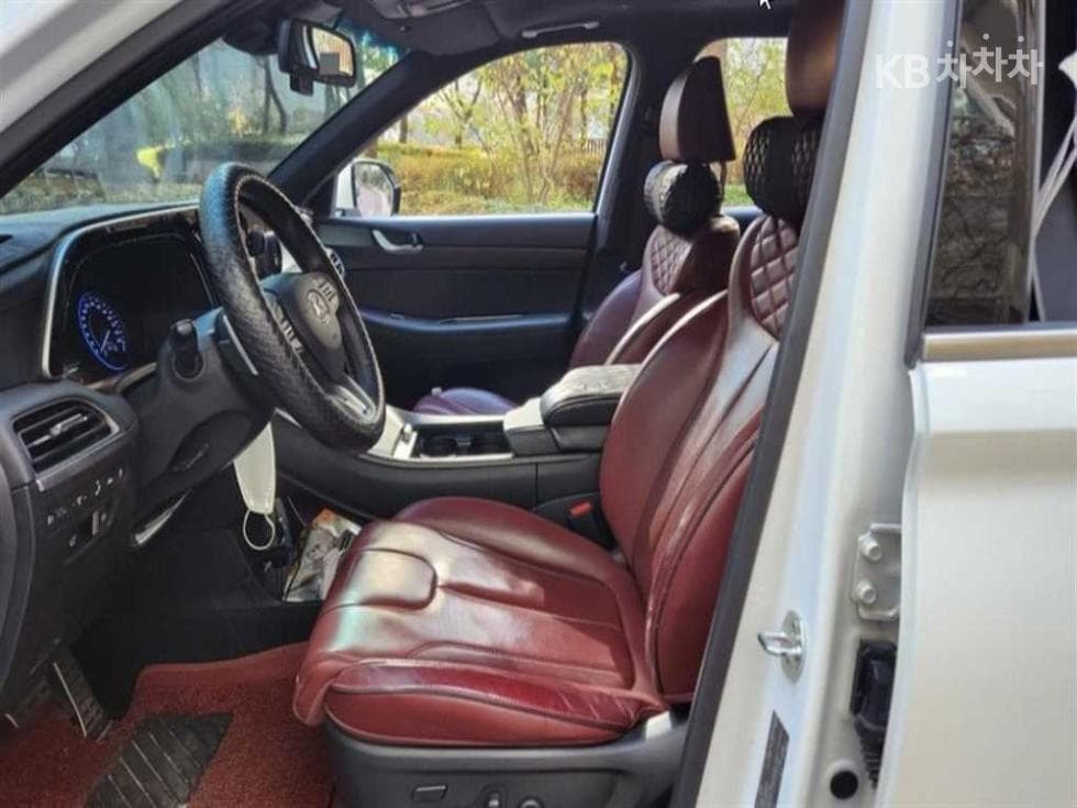 Hyundai Palisade3.8 Gasoline 7-seater (Limousine) AWD Prestige - 6