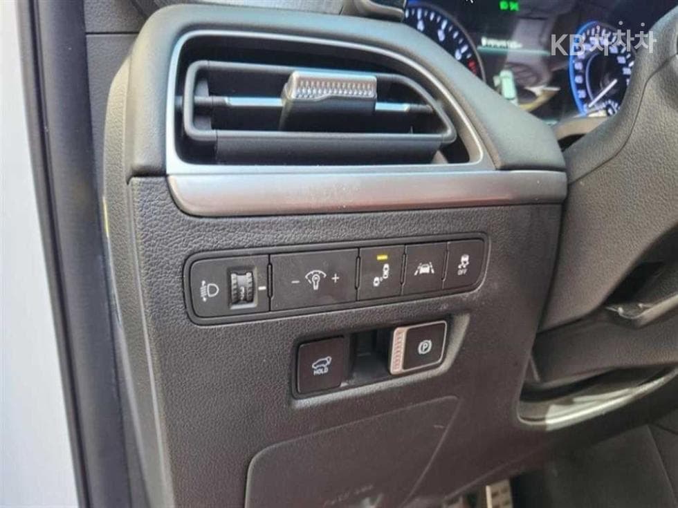 Hyundai Palisade3.8 Gasoline 7-seater (Limousine) AWD Prestige - 11