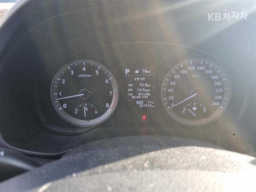 Hyundai Grandeur (Azera)IG2.4 Premium Standard - 4