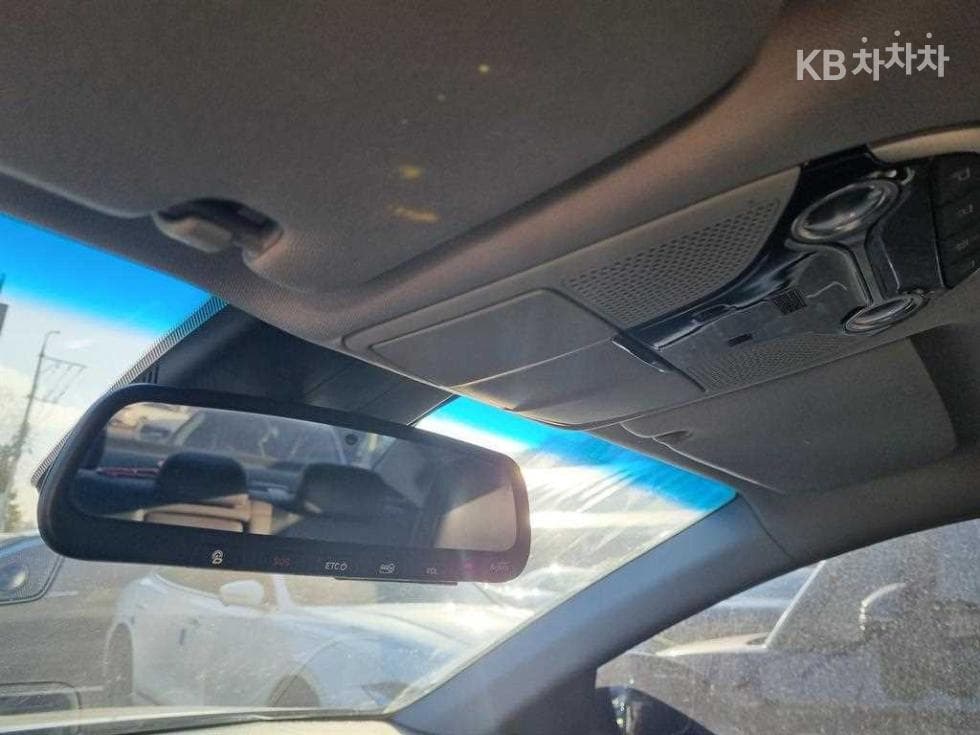 Hyundai Grandeur (Azera)IG2.4 Premium Standard - 10