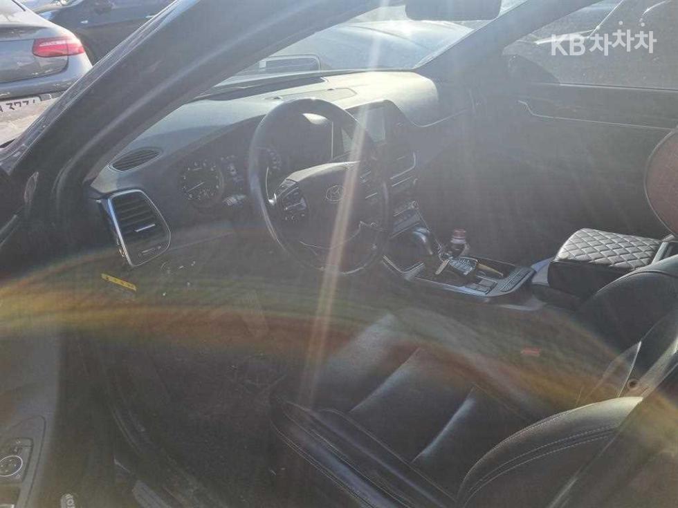 Hyundai Grandeur (Azera)IG2.4 Premium Standard - 11