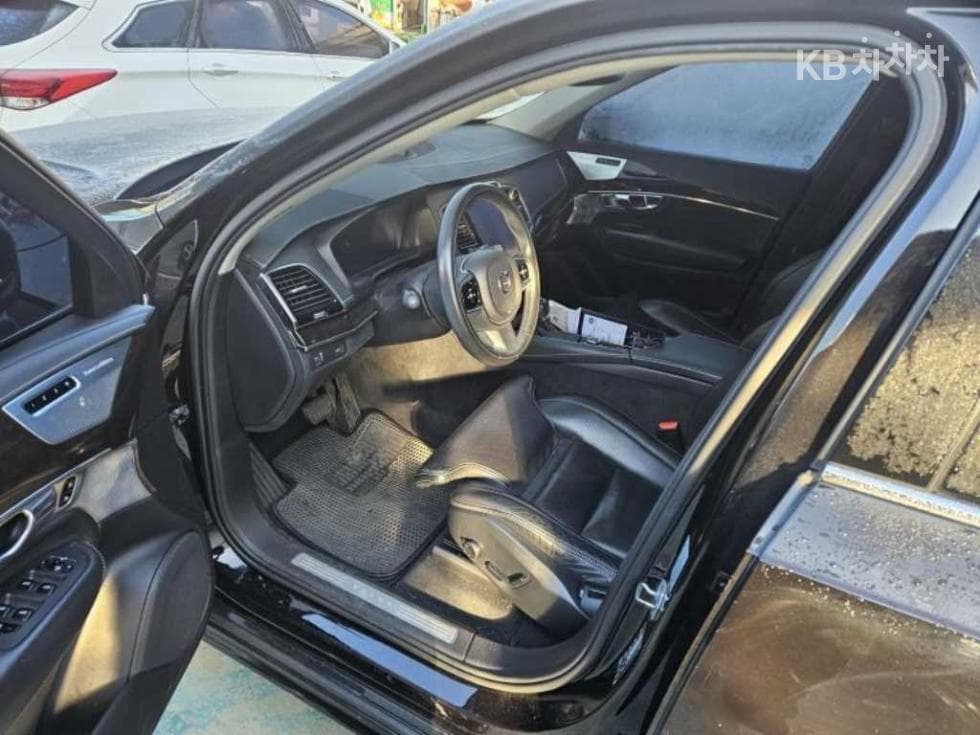 Volvo All New XC90T6 Inscription - 4