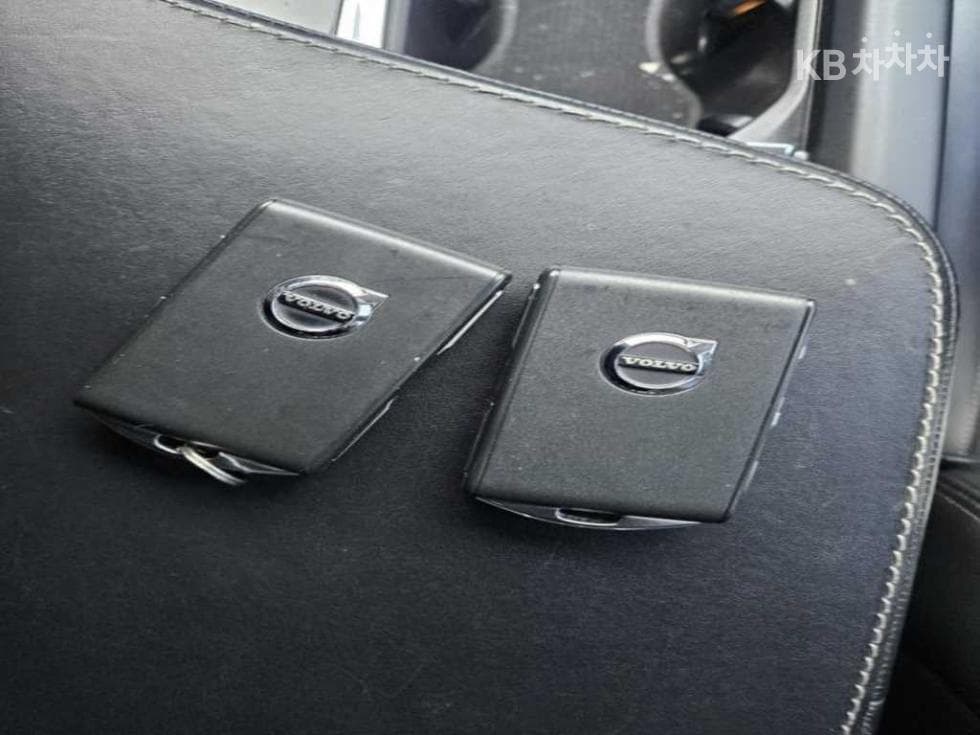 Volvo All New XC90T6 Inscription - 10