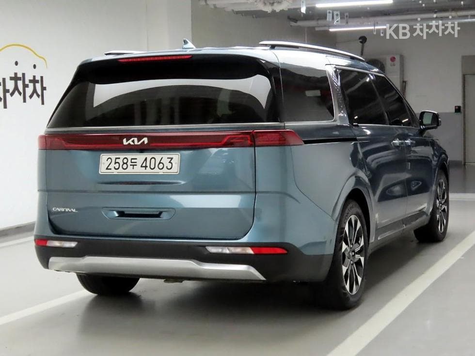 Киа Канивал 4-то поколениеG3.5 GDI 7-местен (Лимузин) Signature - 4