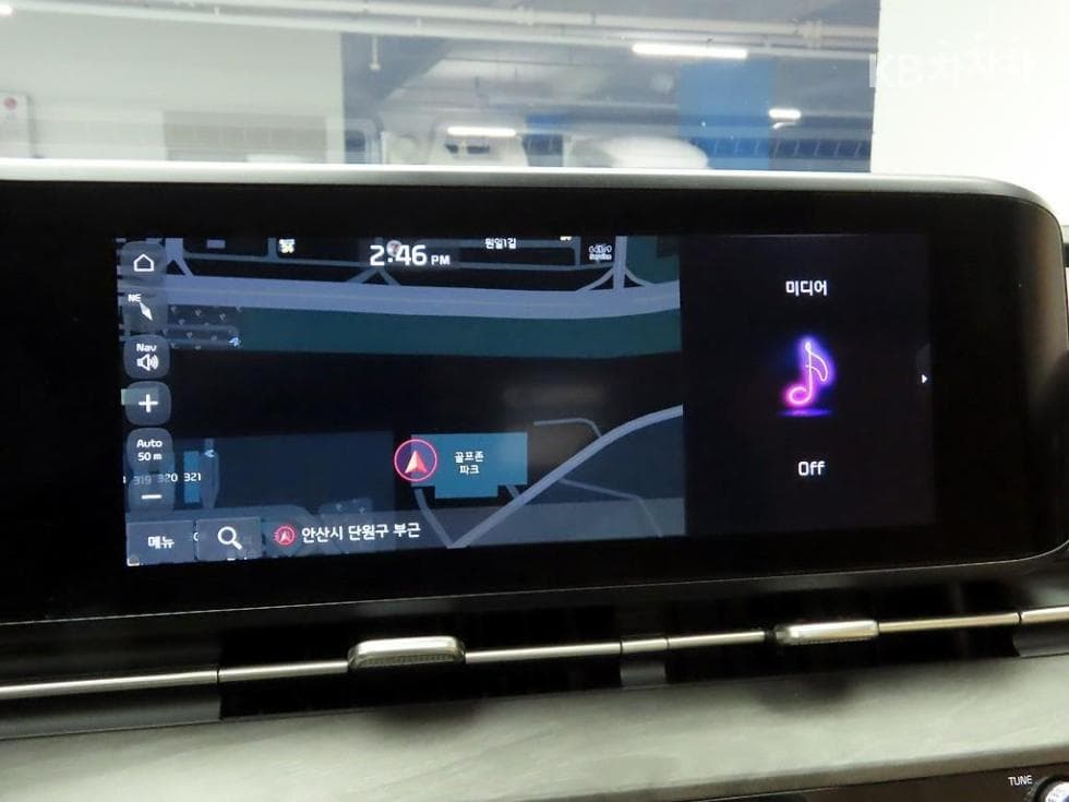 Киа Канивал 4-то поколениеG3.5 GDI 7-местен (Лимузин) Signature - 9