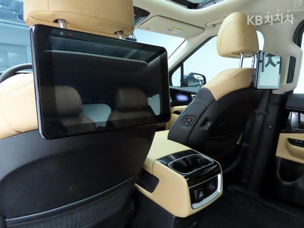 Киа Канивал 4-то поколениеG3.5 GDI 7-местен (Лимузин) Signature - 15