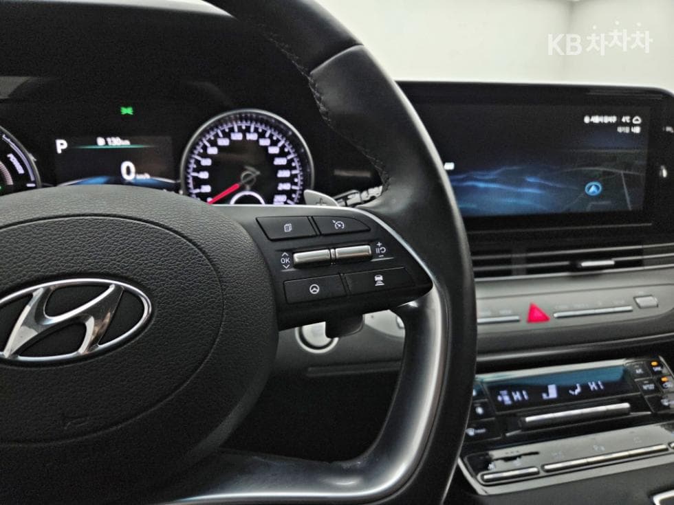 Hyundai The New (facelift) Grandeur (Azera) Hybrid2.4 Premium - 8