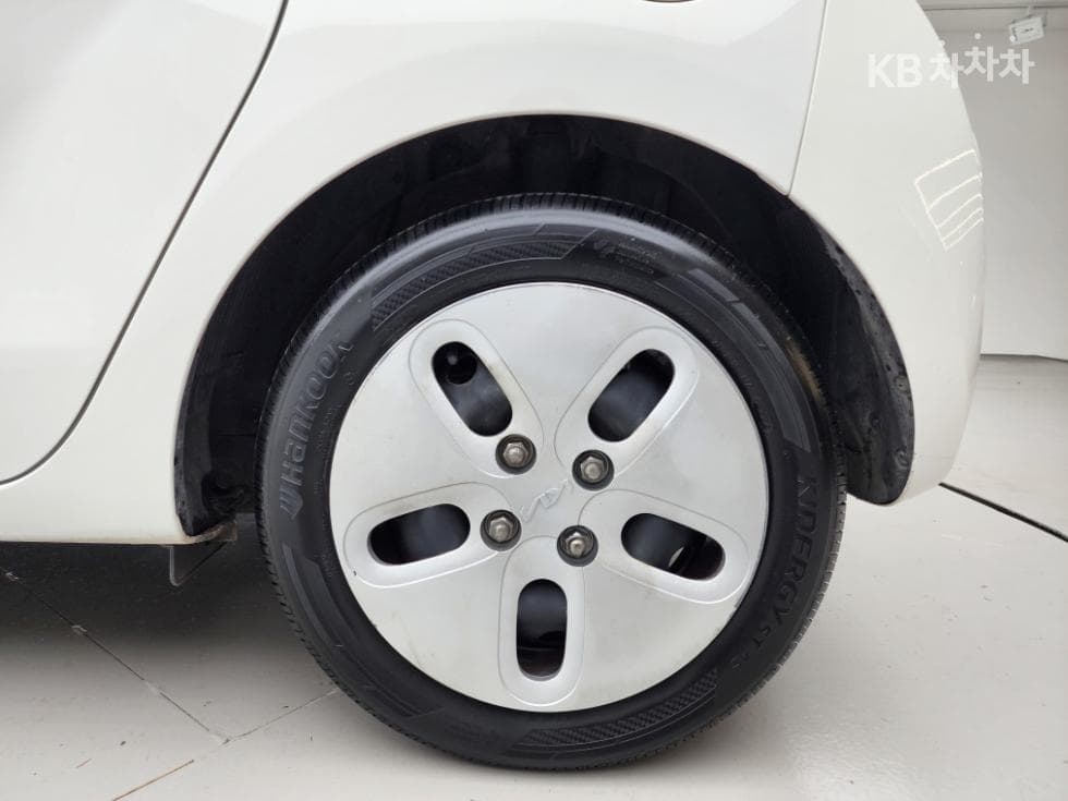 Kia The New (facelift) Ray (van)1.0 Gasoline Standard - 19