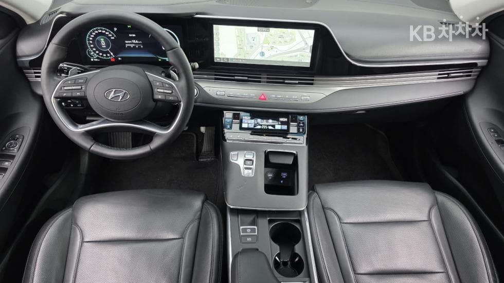 Hyundai The New (facelift) Grandeur (Azera) Hybrid2.4 Premium - 10