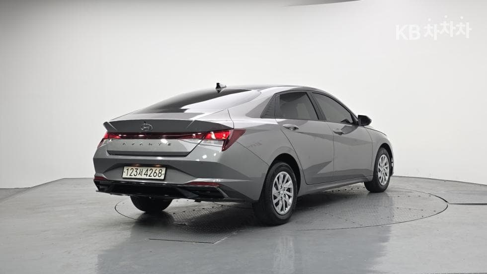 Hyundai All New Avante (Elantra)(CN7)1.6 Gasoline Smart - 2