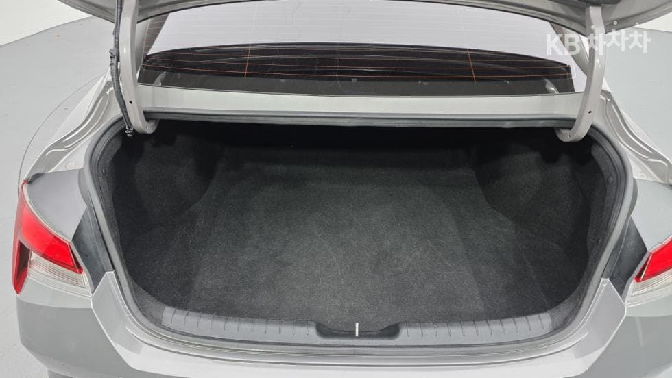 Hyundai All New Avante (Elantra)(CN7)1.6 Gasoline Smart - 12