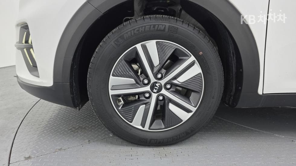 Kia The New (facelift) Niro1.6 HEV Prestige - 6