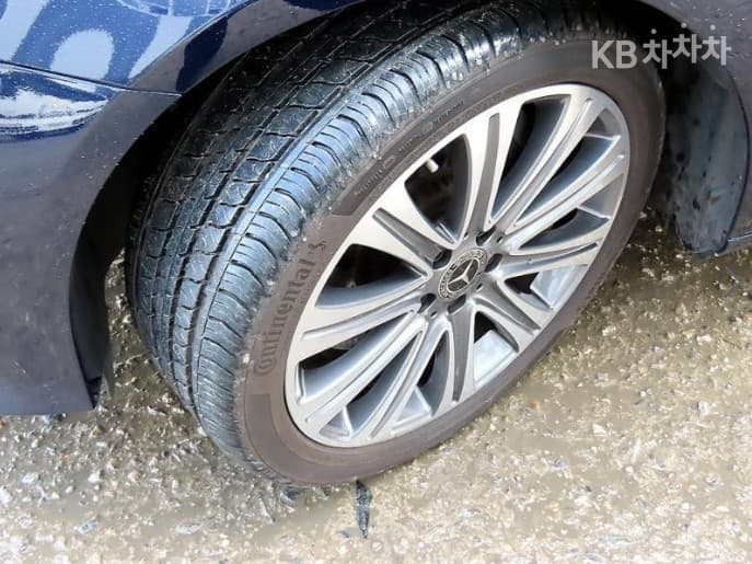 Mercedes-Benz E-Клас (W213)E450 4MATIC EXCLUSIVE - 20