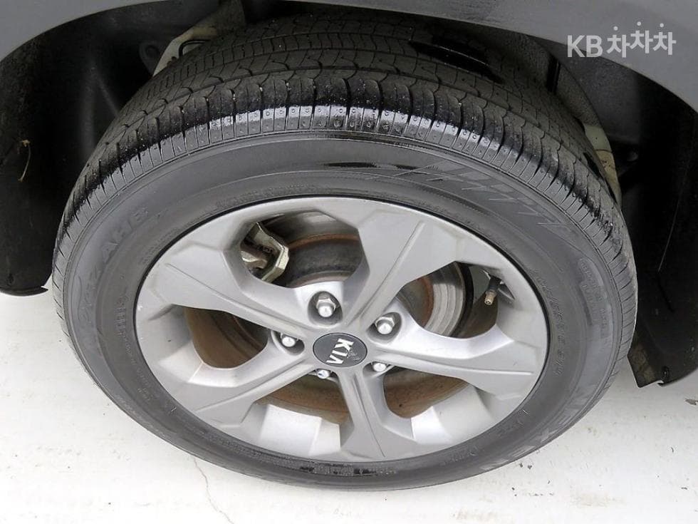 Киа Seltos1.6 Бензин Турбо 2WD Тренди - 25