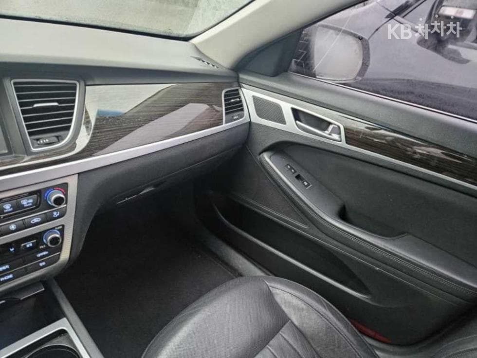 Genesis G803.3 GDI Luxury - 13