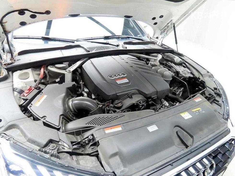 Ауди A4 (B9)45 TFSI Quattro Premium - 18