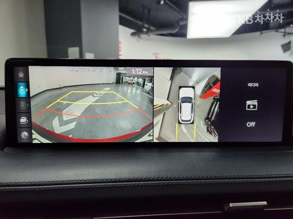 Genesis GV70Gasoline 2.5T 스포츠패키지 2WD - 12