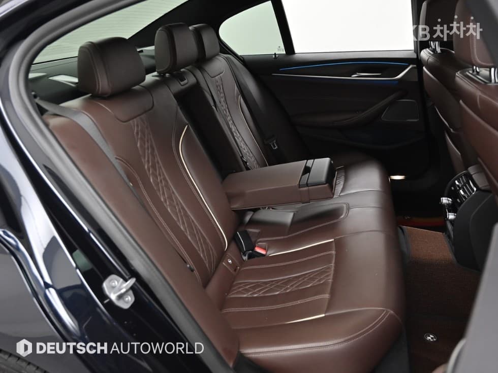 BMW 올New5 Series (G30)530e M Sport - 12