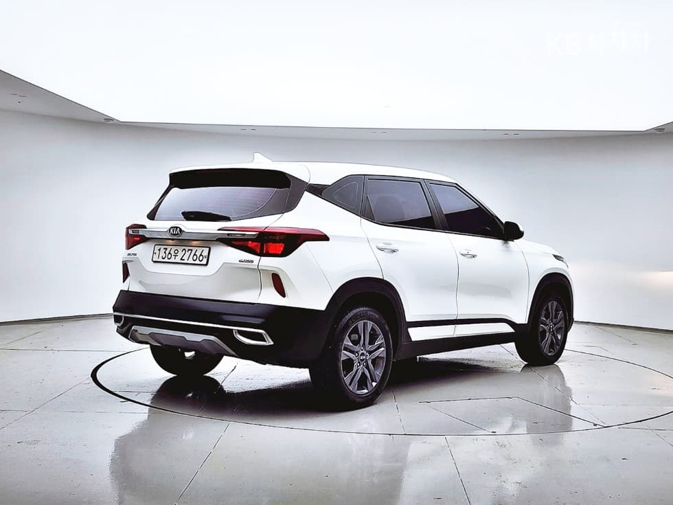 Kia Seltos1.6 Gasoline Turbo 2WD Prestige - 3