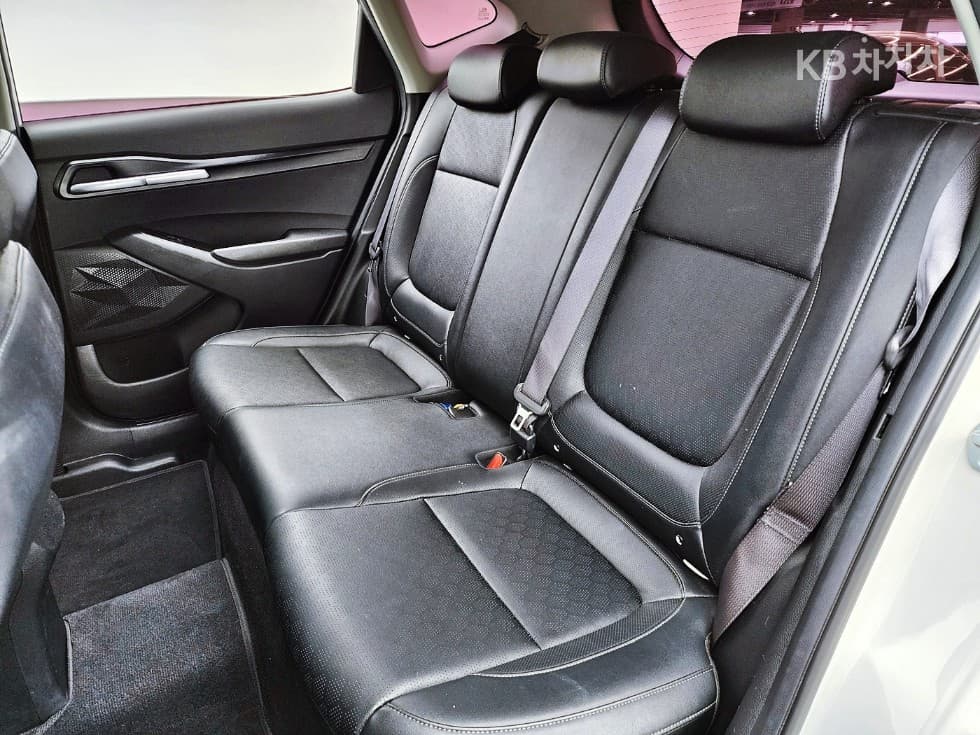 Kia Seltos1.6 Gasoline Turbo 2WD Prestige - 9