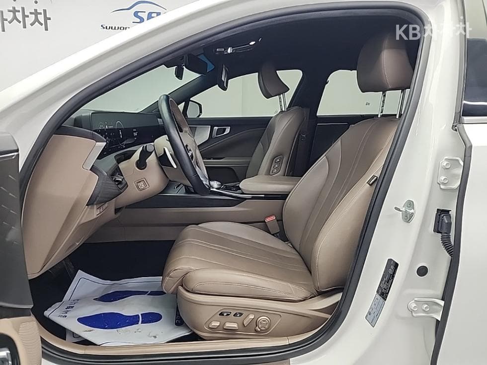 Kia K8 Hybrid1.6 Turbo Noblesse - 11