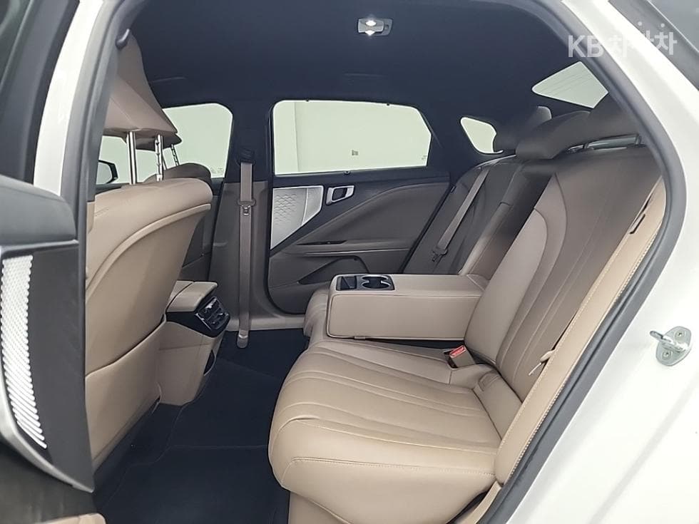 Kia K8 Hybrid1.6 Turbo Noblesse - 12