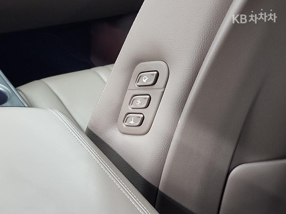 Kia K8 Hybrid1.6 Turbo Noblesse - 13