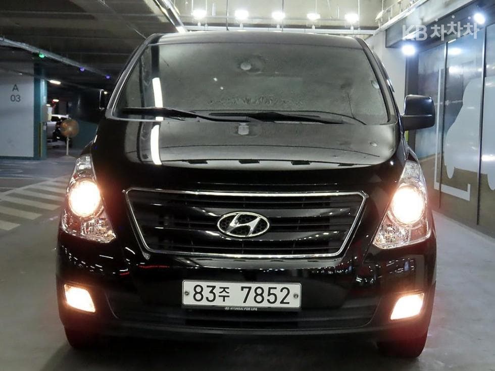 Хюндай Гранд Старекс3Местен승 Ван основен - 2