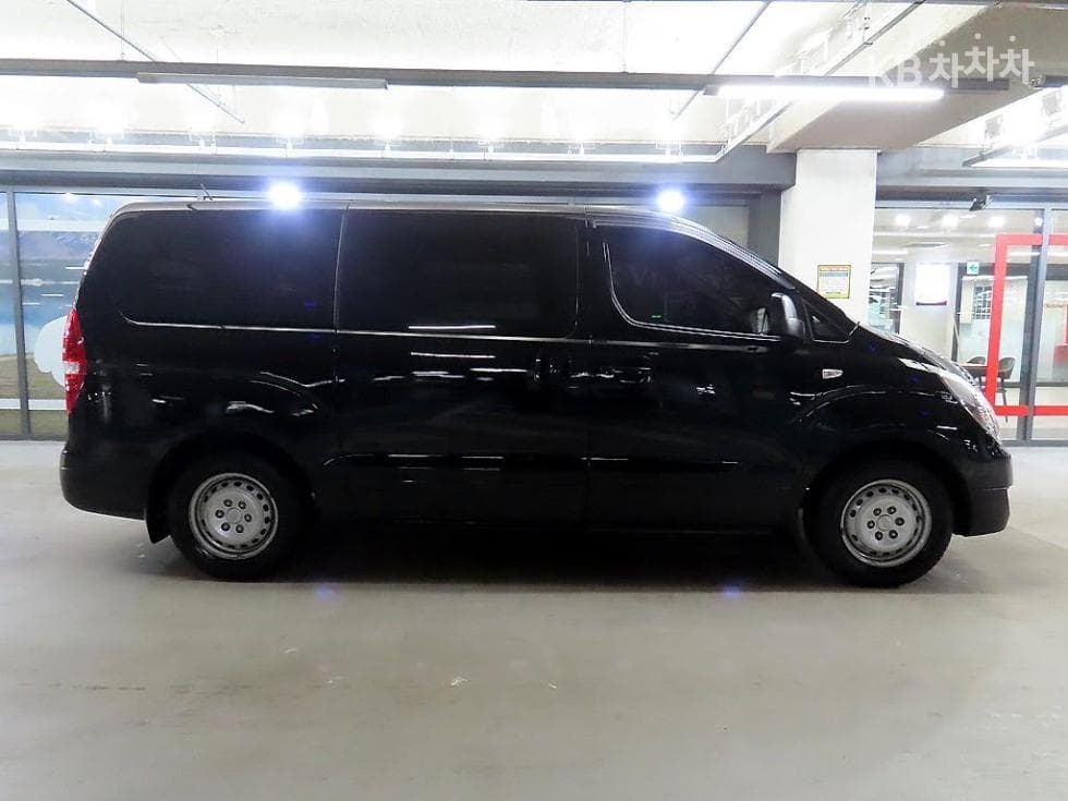 Хюндай Гранд Старекс3Местен승 Ван основен - 3