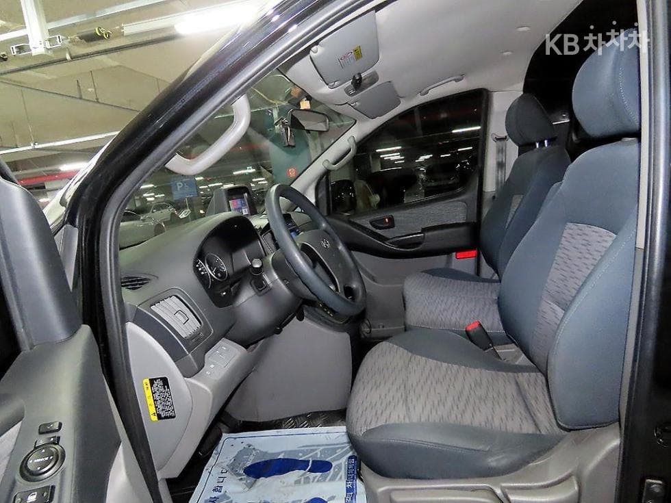 Хюндай Гранд Старекс3Местен승 Ван основен - 6