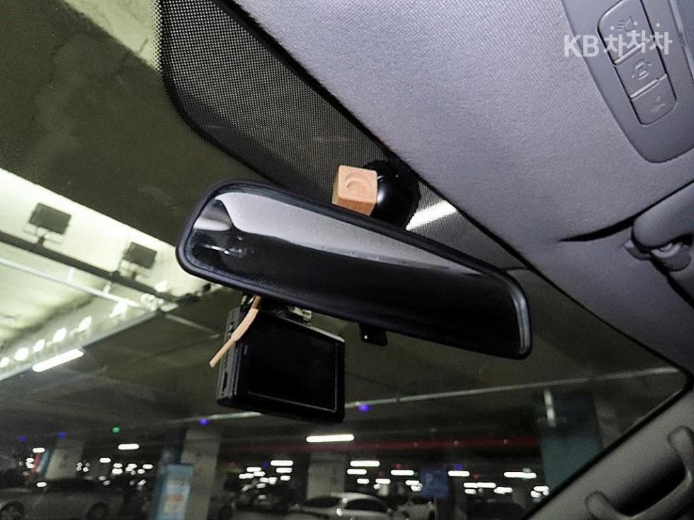 Хюндай Гранд Старекс3Местен승 Ван основен - 16