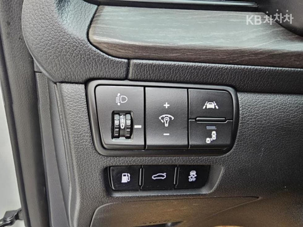 Киа K7 Premiere2.5 GDi Noblesse - 18