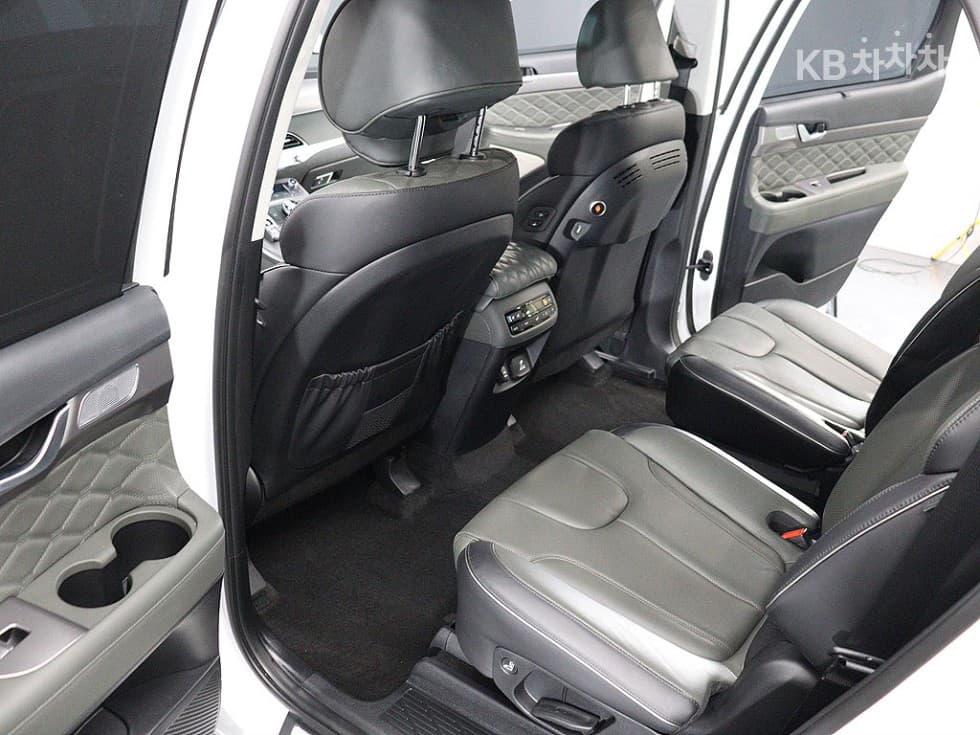 Хюндай Palisade3.8 Бензин 7-местен (Лимузин) AWD Calligraphy - 15