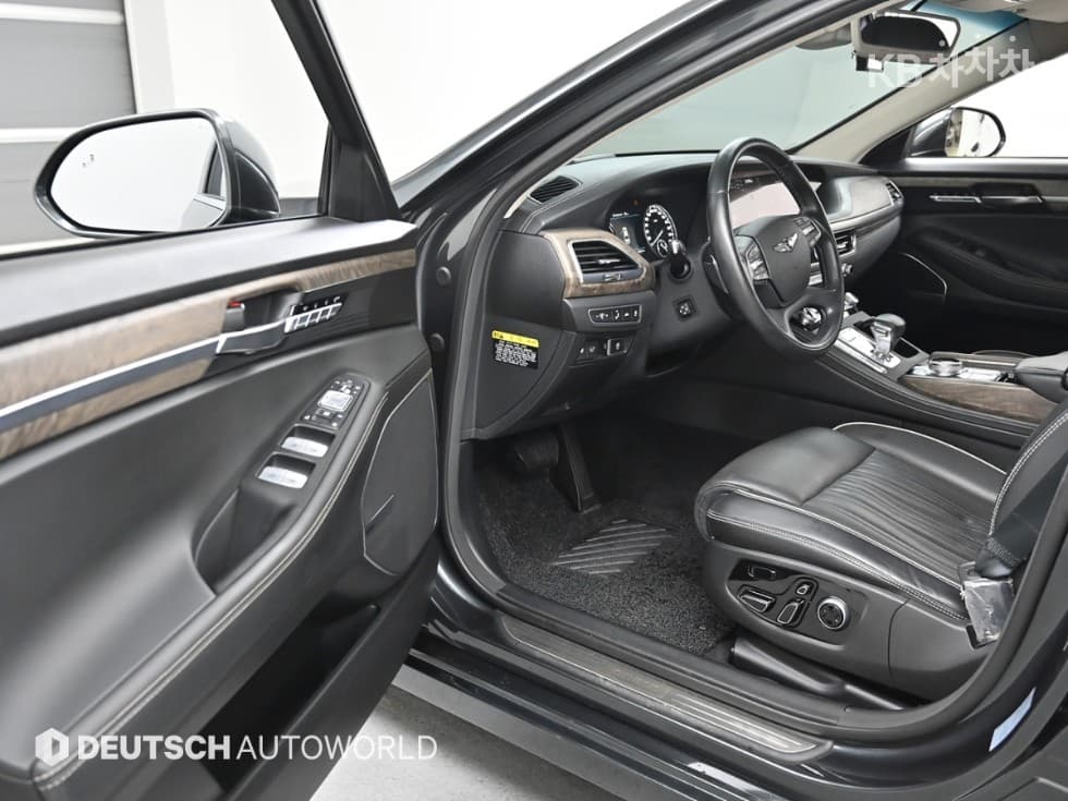 Genesis G903.8 GDi Luxury - 11