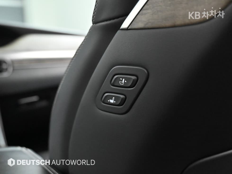 Genesis G903.8 GDi Luxury - 19