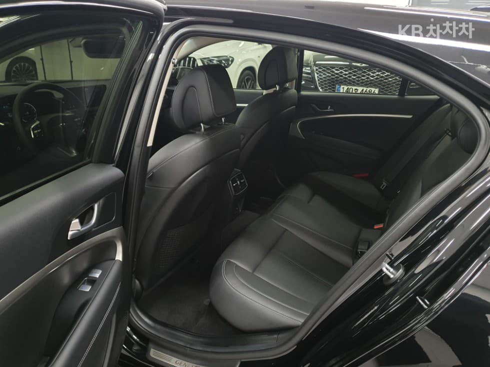 Genesis G70 슈팅브Ray (van)크2.0T Premium - 10