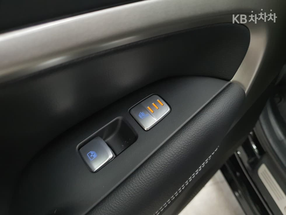 Genesis G70 슈팅브Ray (van)크2.0T Premium - 26