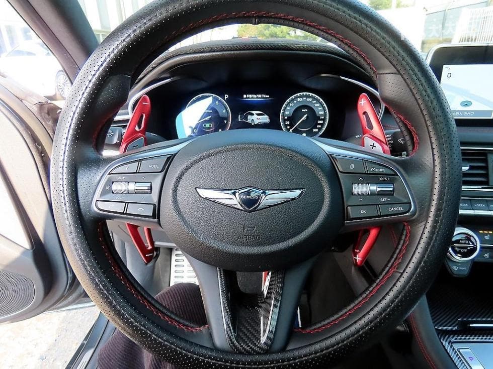 Genesis G70 SPORT3.3T SPORT AWD Prestige - 8