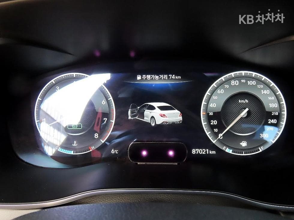 Genesis G70 SPORT3.3T SPORT AWD Prestige - 9