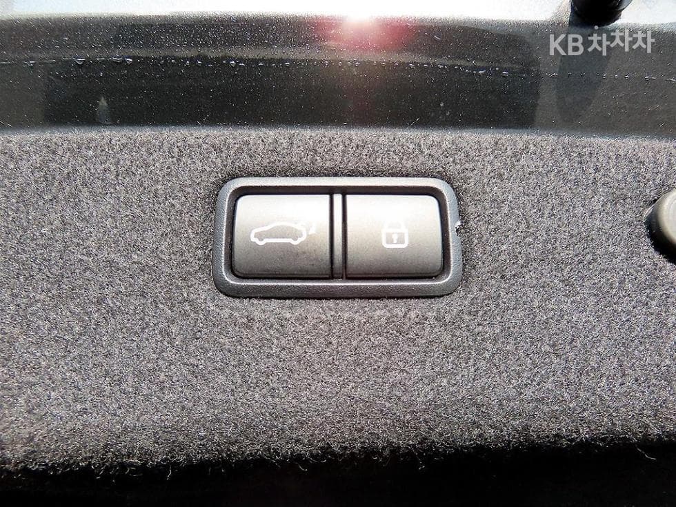 Genesis G70 SPORT3.3T SPORT AWD Prestige - 16