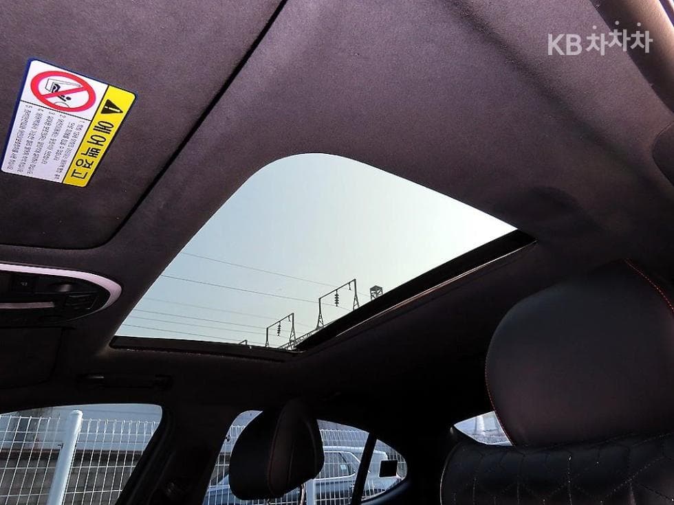 Genesis G70 SPORT3.3T SPORT AWD Prestige - 17